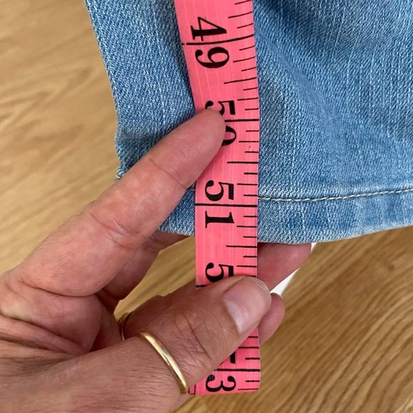 TINSEL TOWN JUNIOR’S BELTED CARGO DENIM JUMPSUIT SIZE: M - Picture 10 of 14